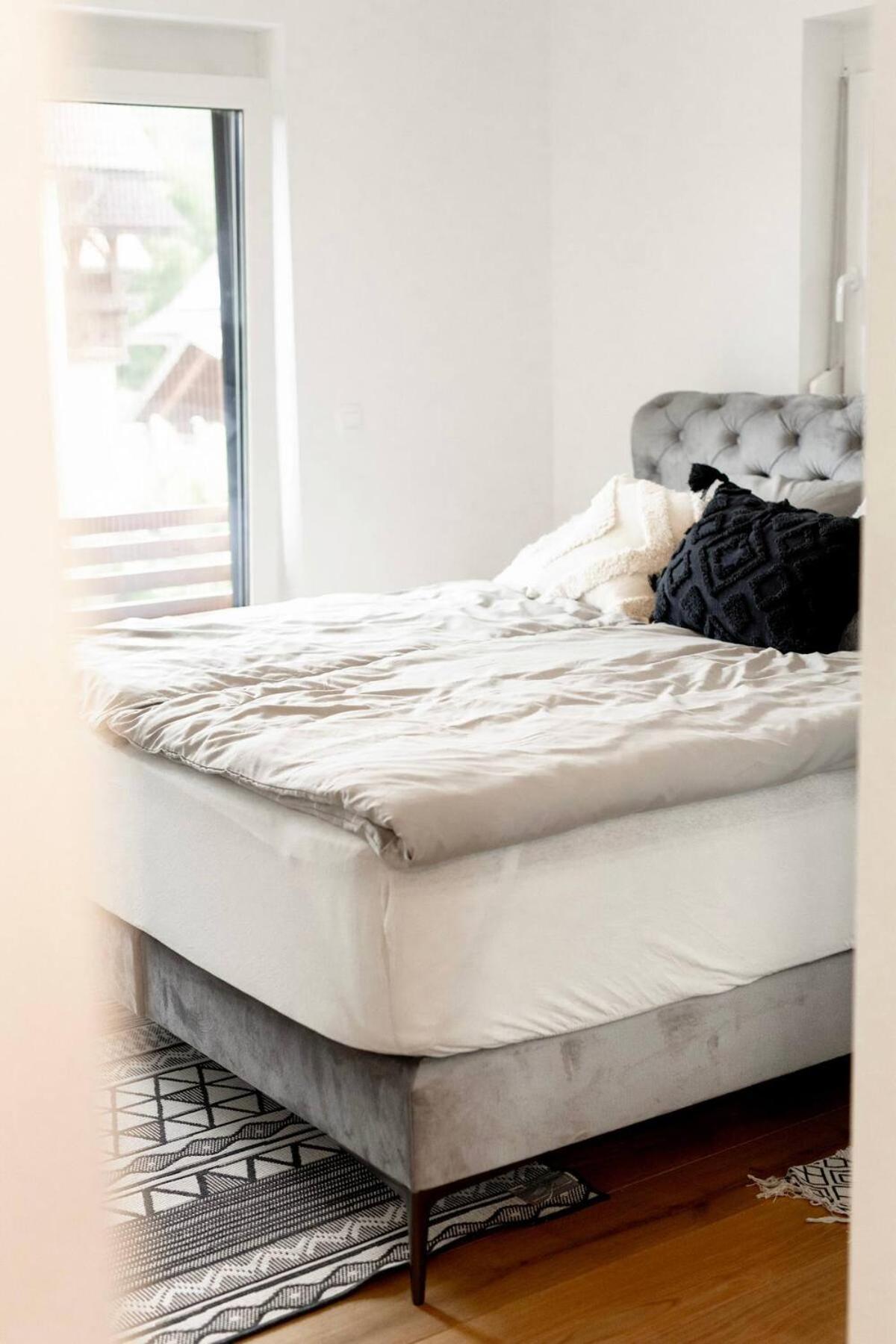 Aura Apartments Zirovnica 外观 照片