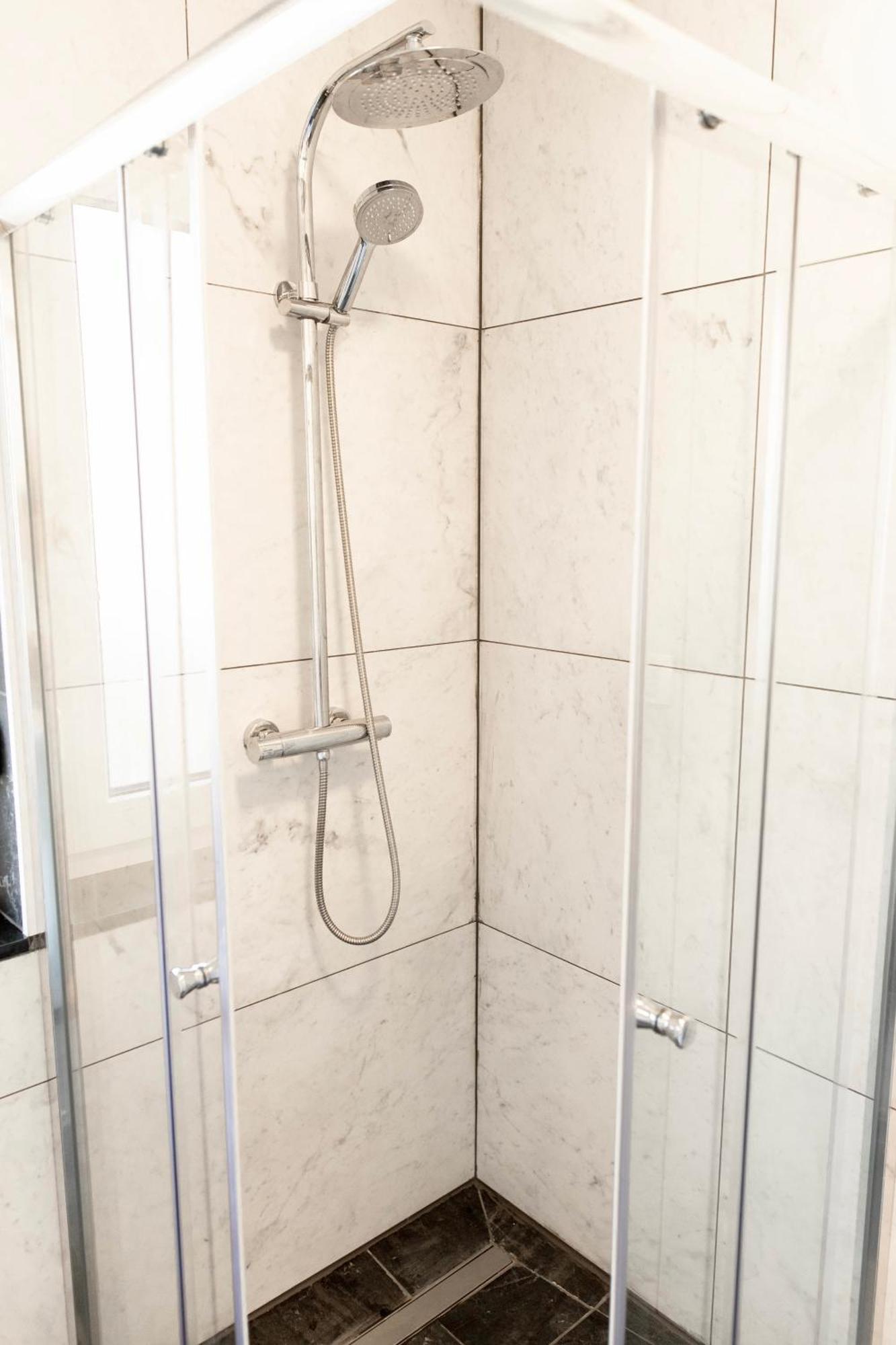 Aura Apartments Zirovnica 客房 照片