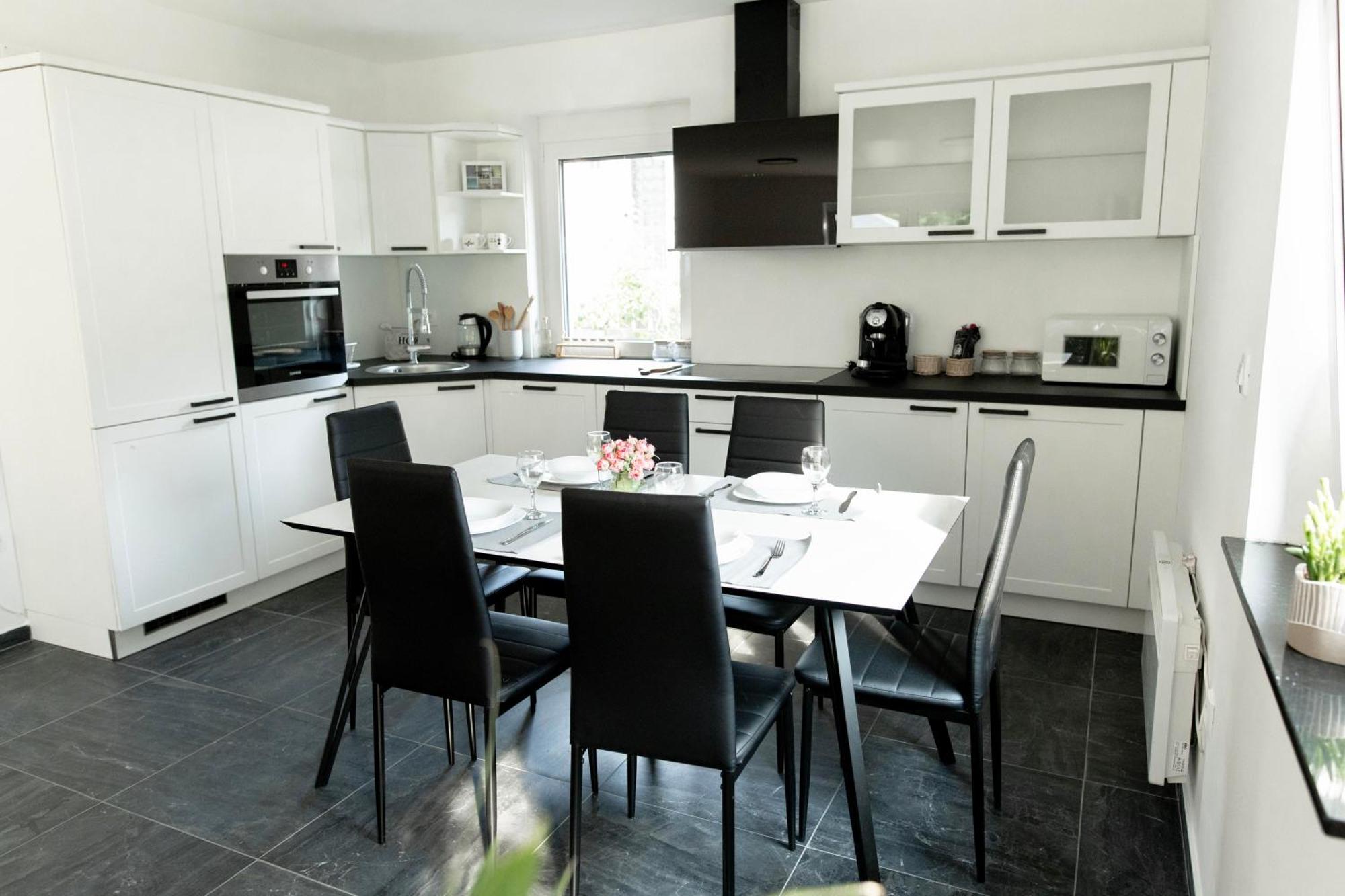Aura Apartments Zirovnica 外观 照片